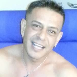 Meet your Posher, Esteban